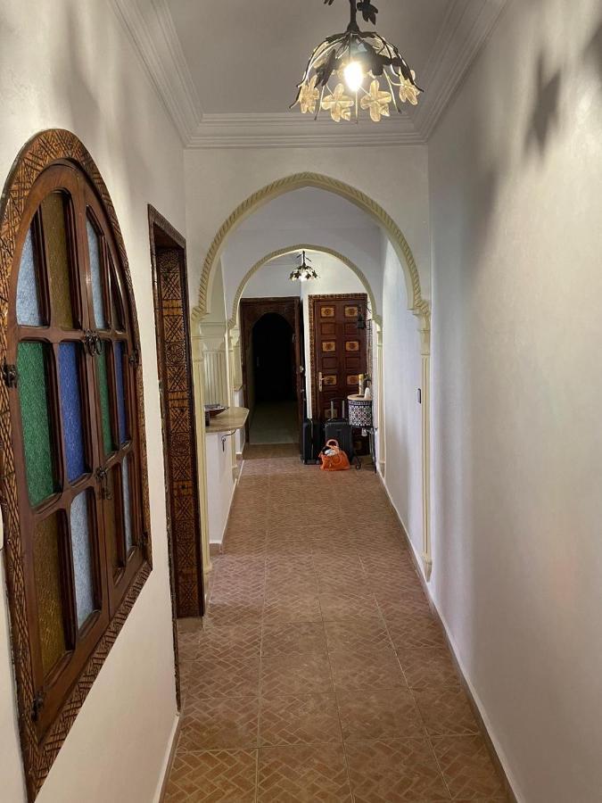Appartement Dans Residence Avec Piscine Marrakesh Bagian luar foto