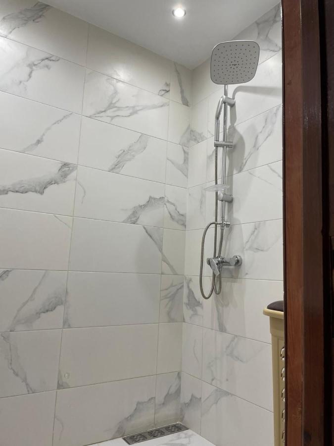 Appartement Dans Residence Avec Piscine Marrakesh Bagian luar foto
