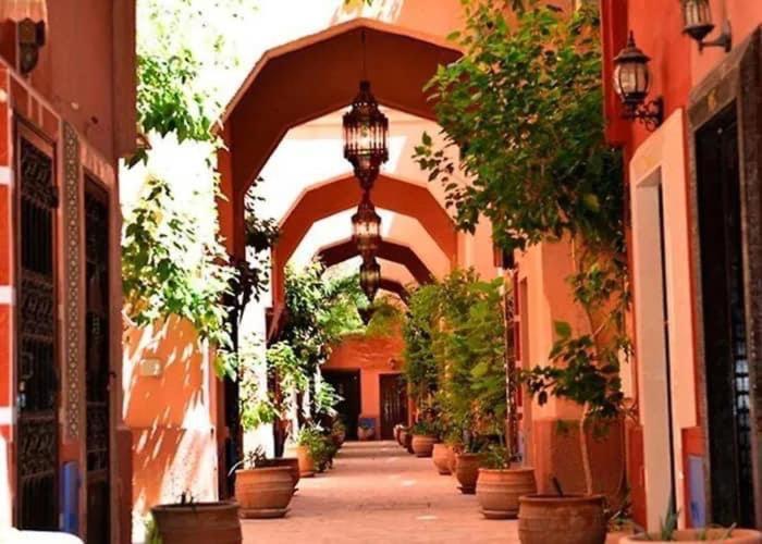 Appartement Dans Residence Avec Piscine Marrakesh Bagian luar foto